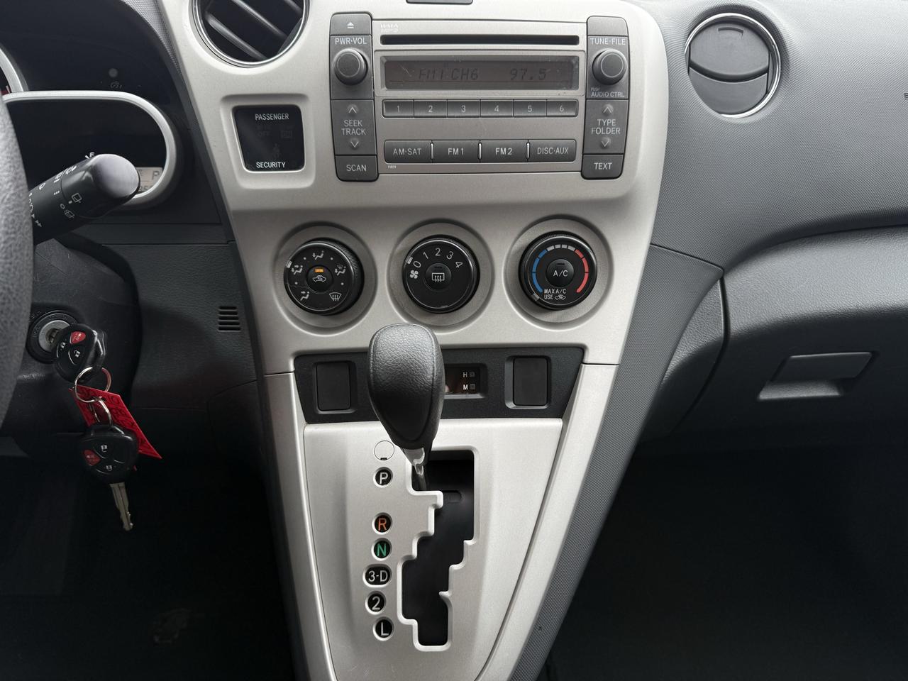 2010 Toyota Matrix  Photo