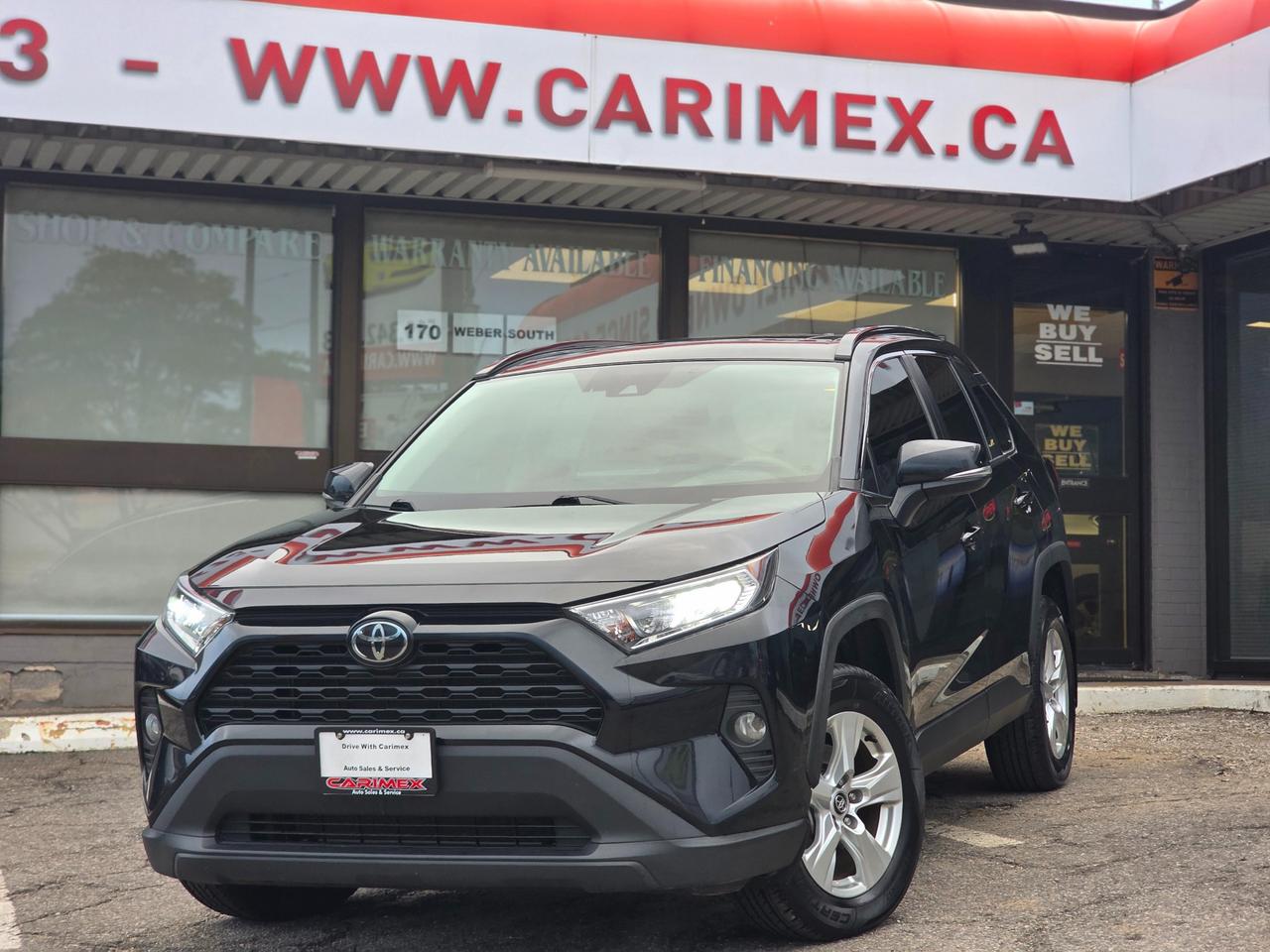2019 Toyota RAV4 XLE AWD | Accident Free | Sunroof | BSM | Power Seats Photo0