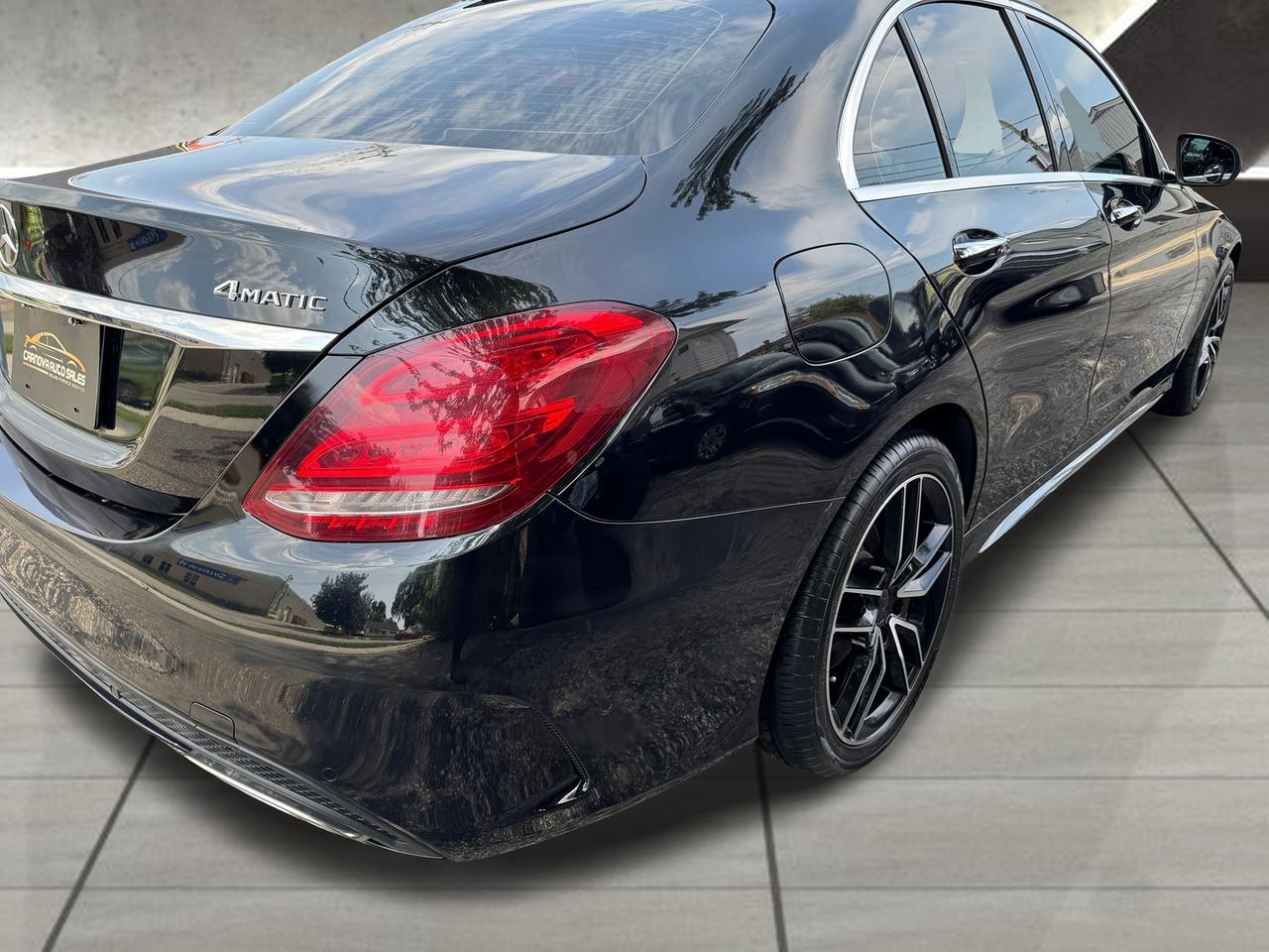 2015 Mercedes-Benz C-Class C300 4MATIC+CLEAN CARFAX+GPS+Camera+Heated Seats Photo