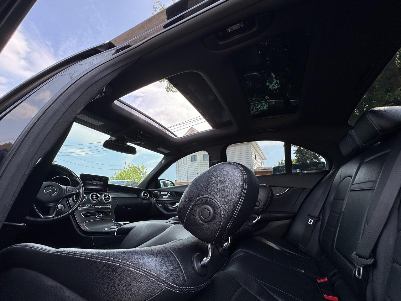 2015 Mercedes-Benz C-Class C300 4MATIC+CLEAN CARFAX+GPS+Camera+Heated Seats Photo