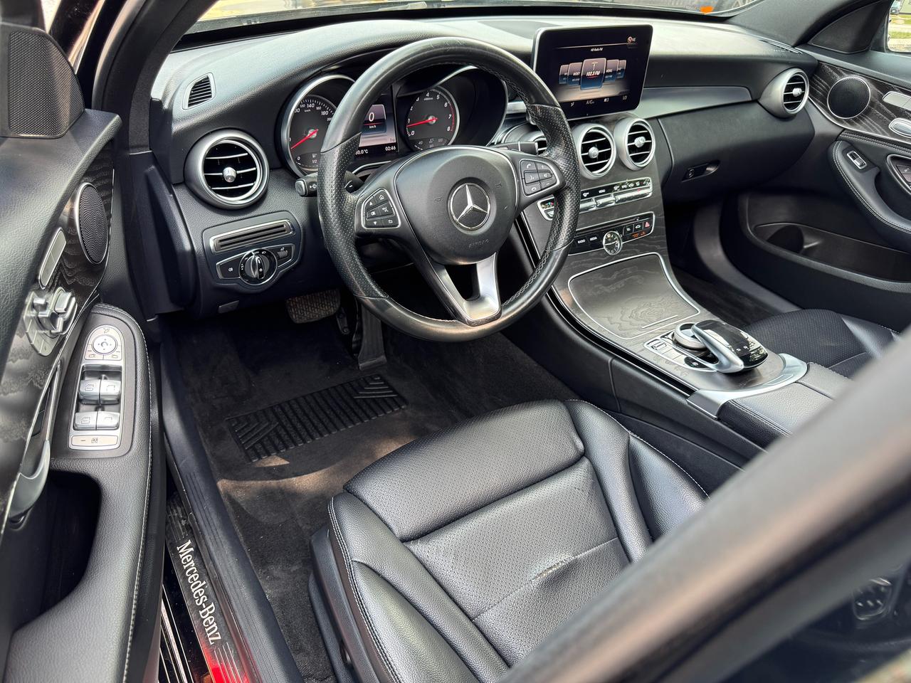 2015 Mercedes-Benz C-Class C300 4MATIC+CLEAN CARFAX+GPS+Camera+Heated Seats Photo