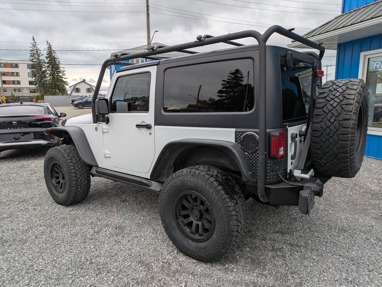 2013 Jeep Wrangler 4WD 2dr Sport Photo2