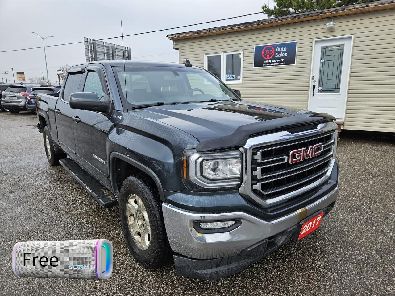 2017 GMC Sierra 1500 4WD CREW CAB 153.0" SLE - Photo #1