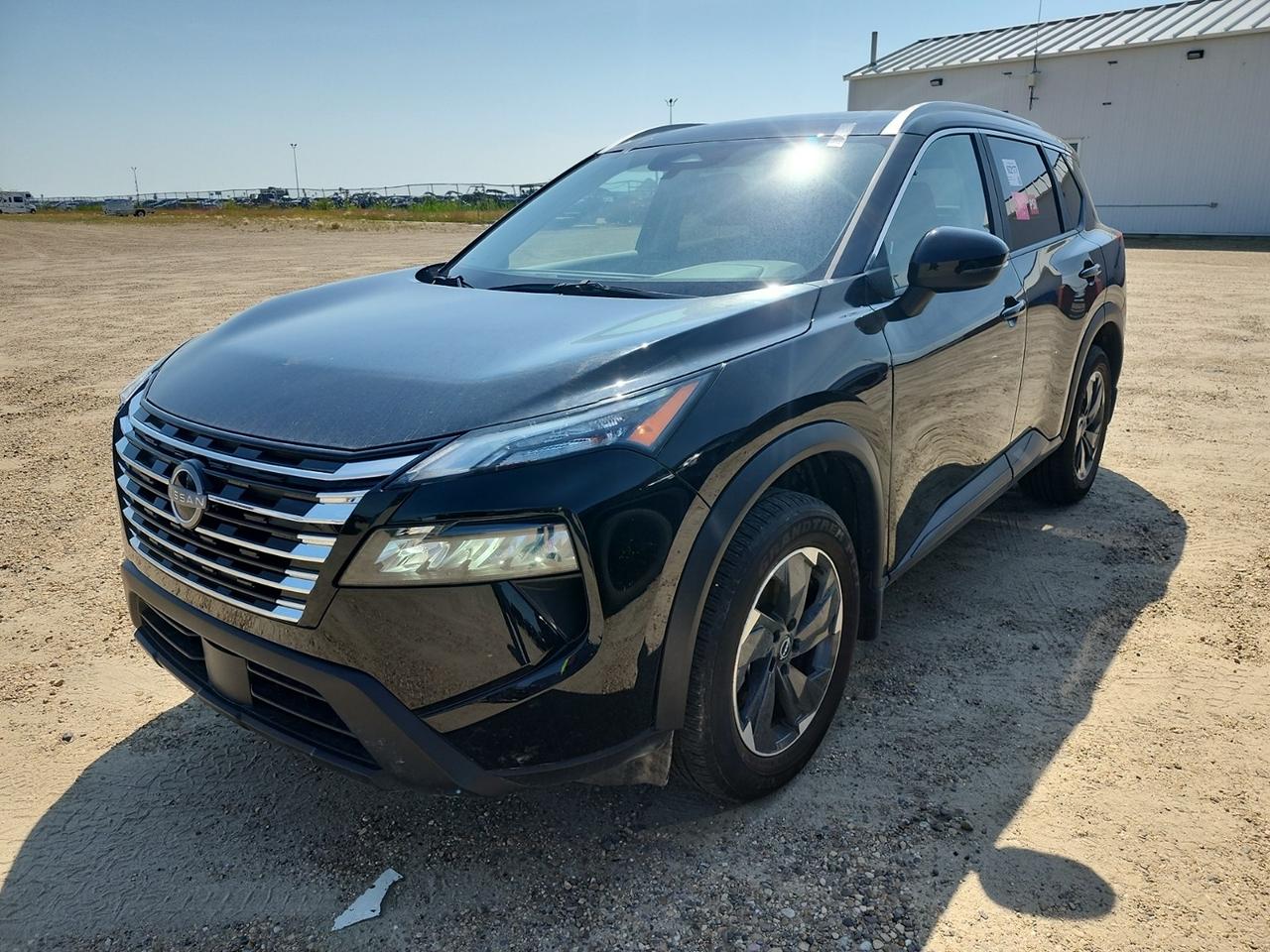 2025 Nissan Rogue SV MOONROOF