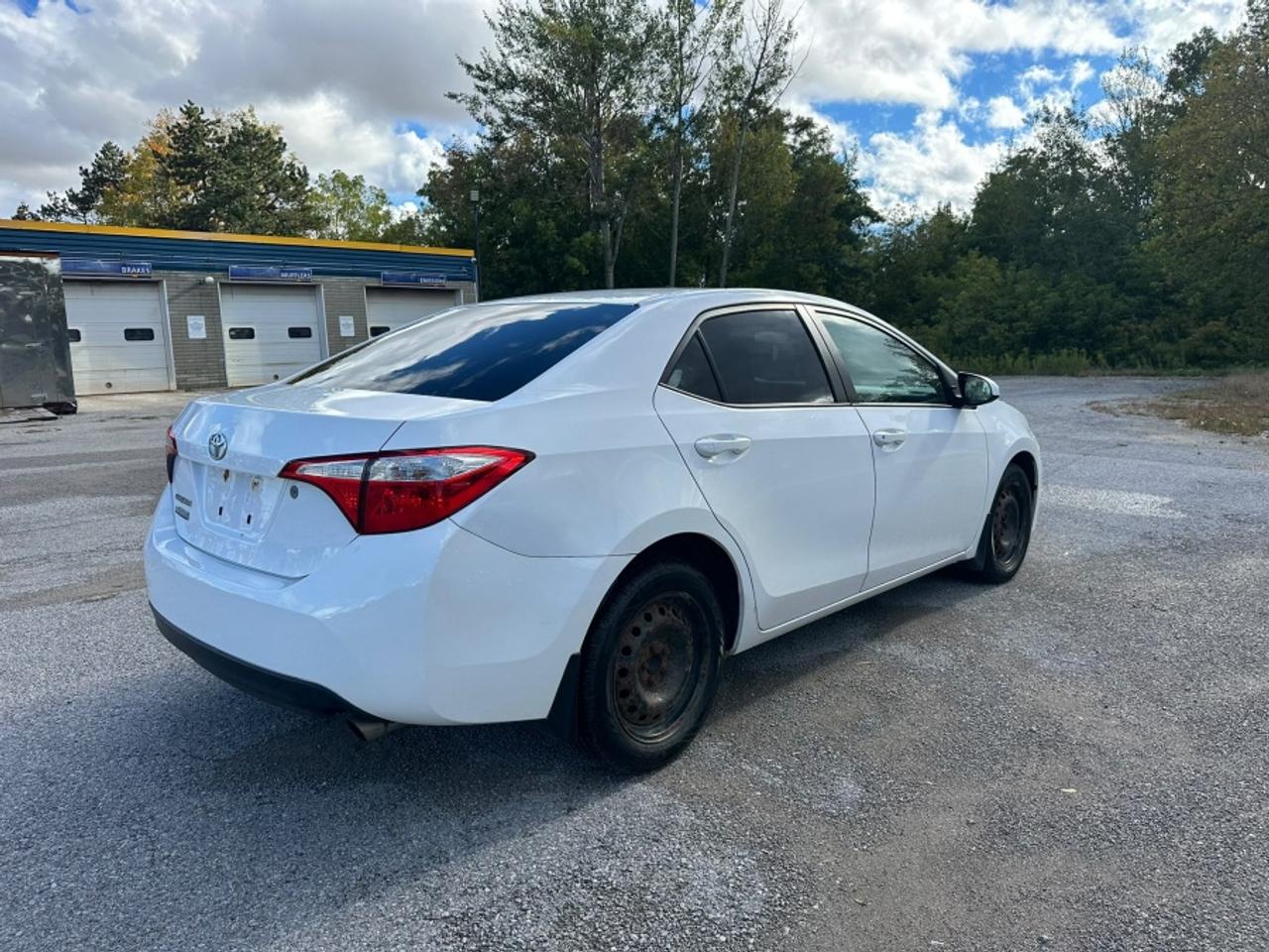 2015 Toyota Corolla * CE * NO ACCIDENTS * CE Photo2