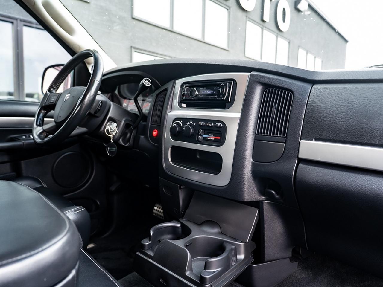 2005 Dodge Ram SRT-10 Photo38