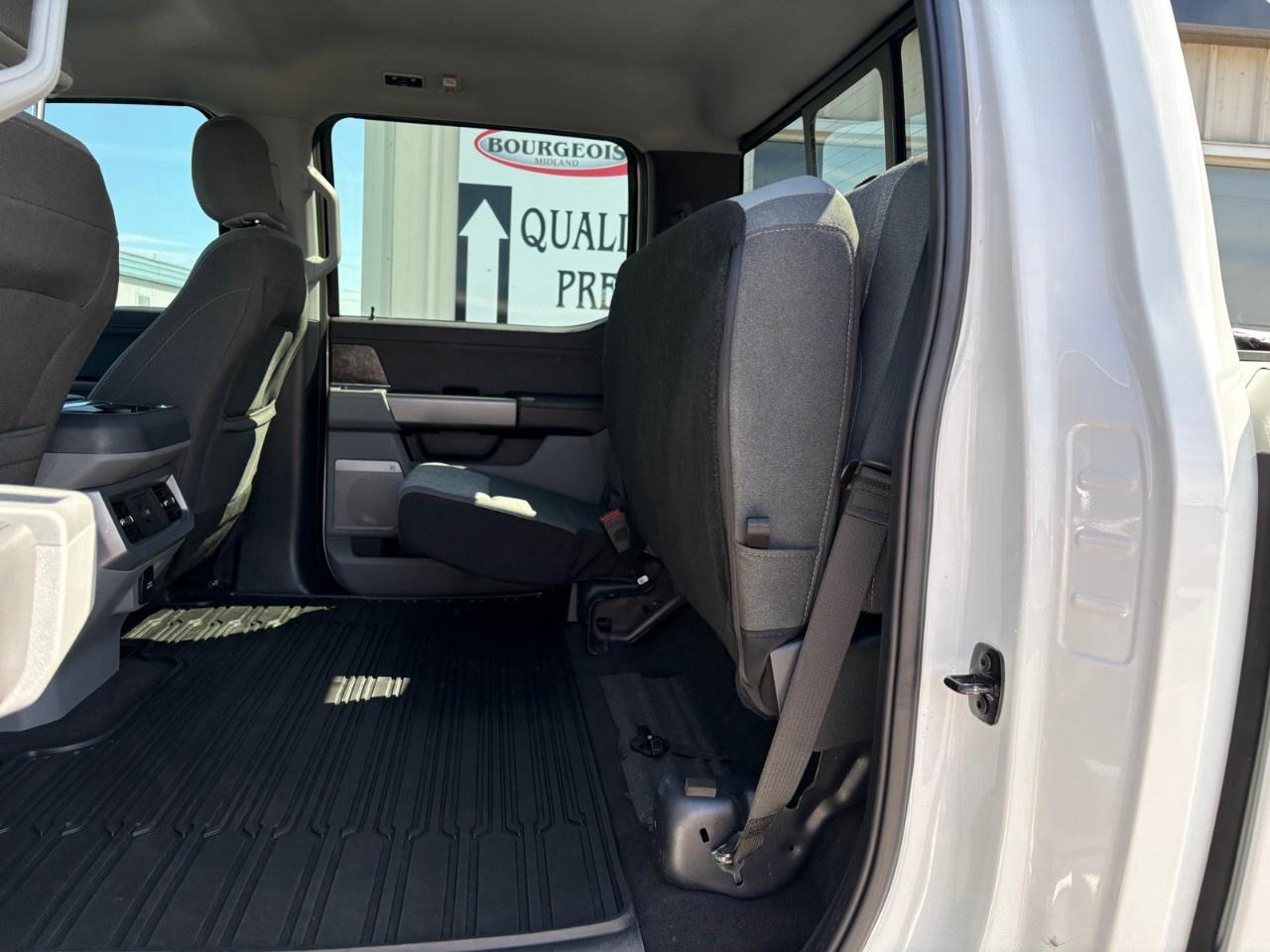 2025 Ford F-250 Super Duty SRW XLT 4WD CREW CAB 6.75' BOX Photo