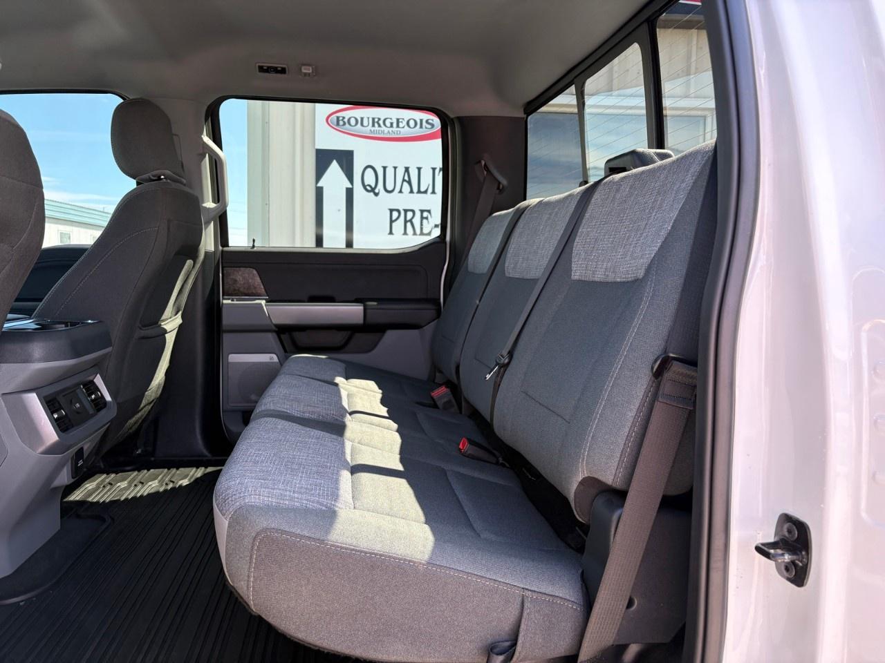 2025 Ford F-250 Super Duty SRW XLT 4WD CREW CAB 6.75' BOX Photo