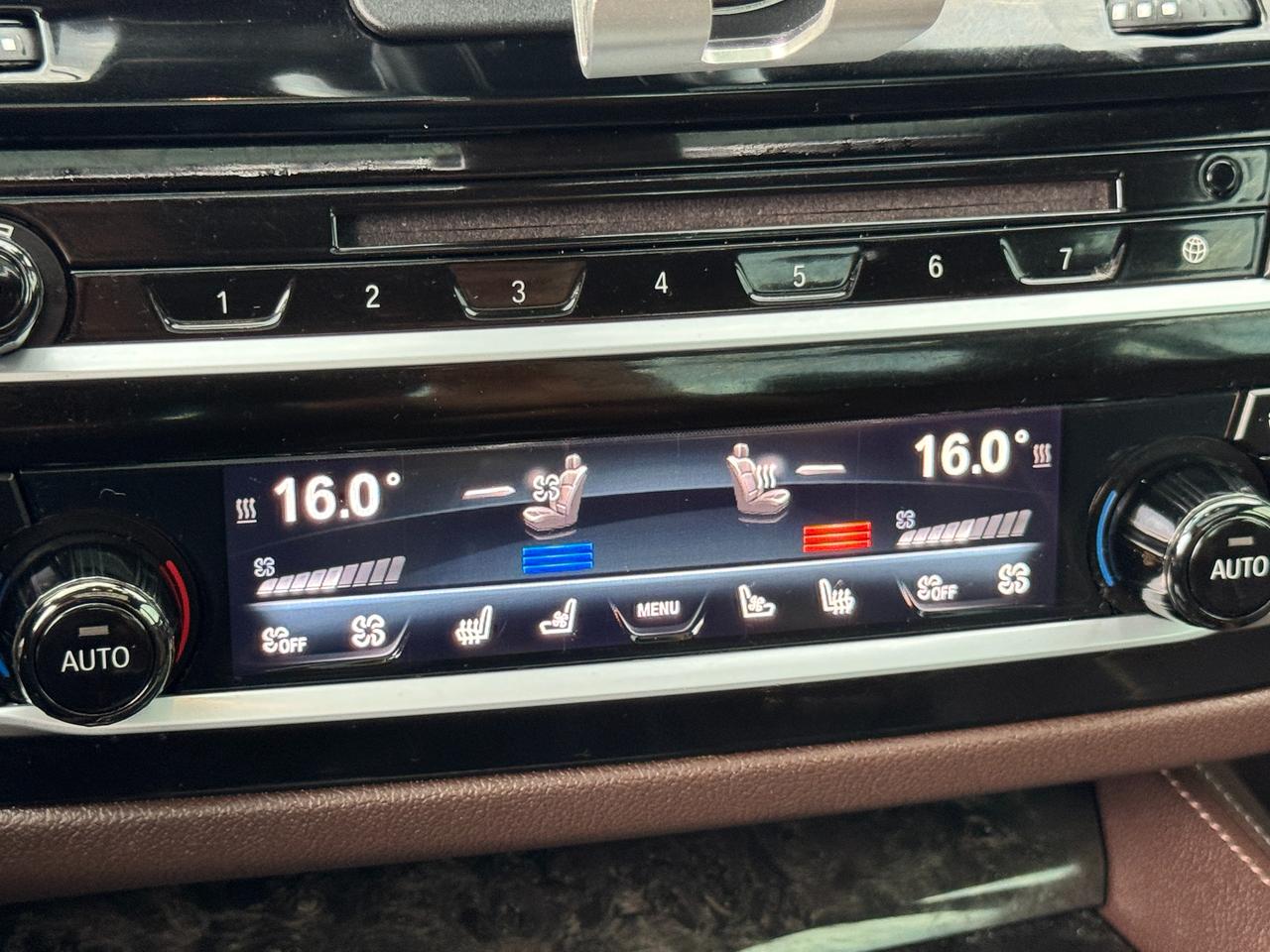 2018 BMW 5 Series 530e xDrive iPerformance Plug-In Hybrid+CLEANCARFA Photo
