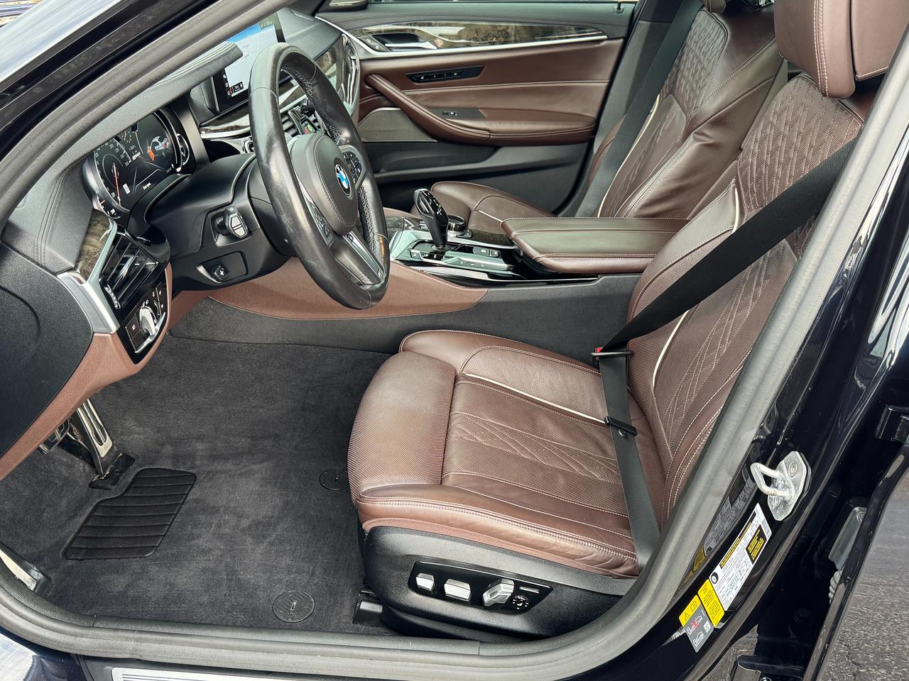 2018 BMW 5 Series 530e xDrive iPerformance Plug-In Hybrid+CLEANCARFA Photo
