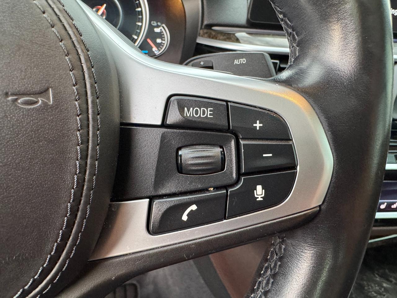 2018 BMW 5 Series 530e xDrive iPerformance Plug-In Hybrid+CLEANCARFA Photo