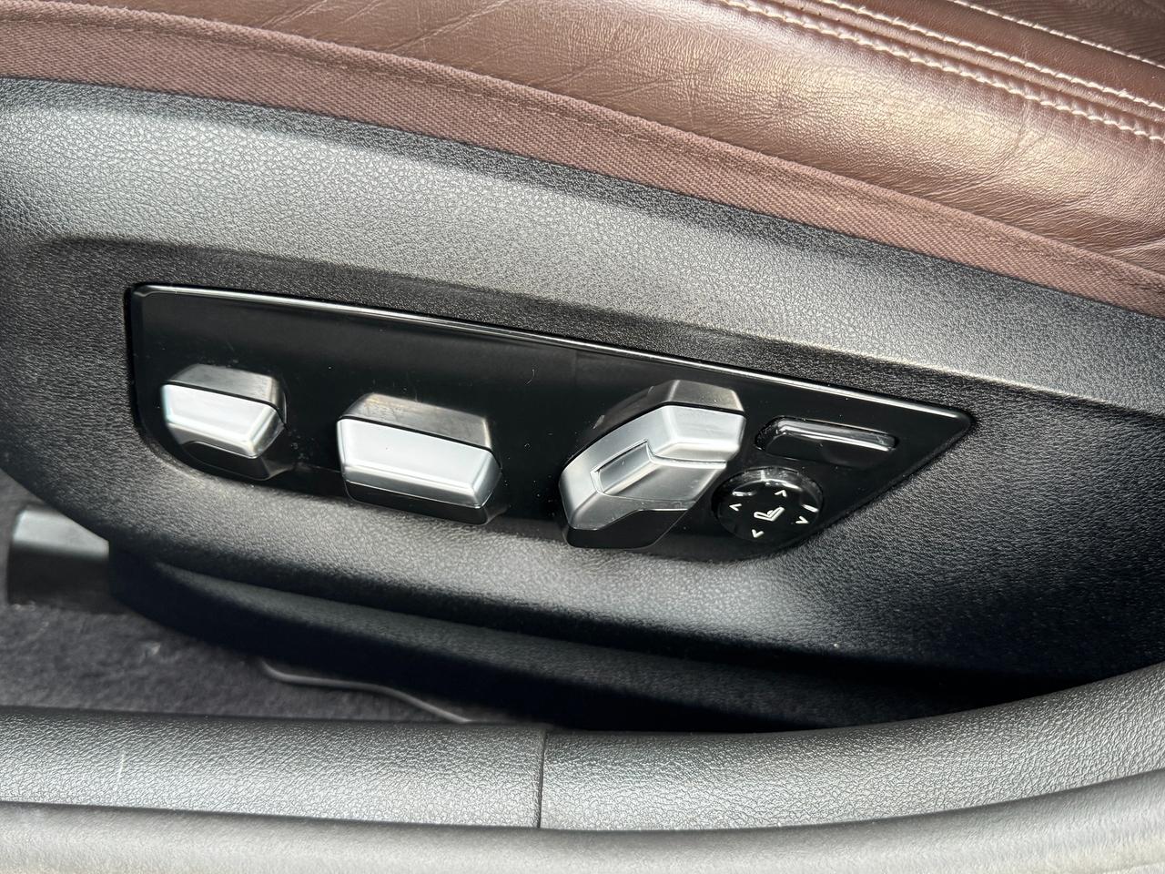 2018 BMW 5 Series 530e xDrive iPerformance Plug-In Hybrid+CLEANCARFA Photo