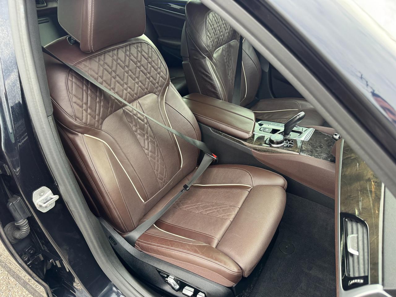 2018 BMW 5 Series 530e xDrive iPerformance Plug-In Hybrid+CLEANCARFA Photo