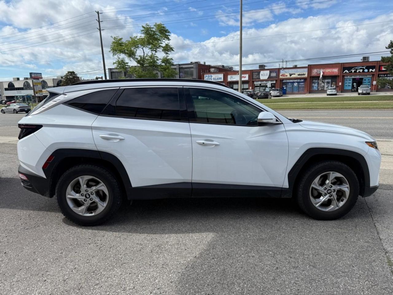 2022 Hyundai Tucson PREFERRED AWD W/ TREND PACKAGE /LEATHER /PANO ROOF Photo3