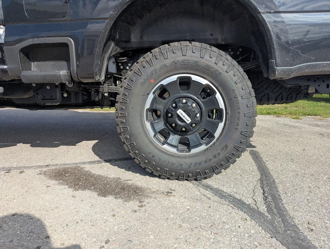 2026 Ford F-250 Lariat Crew Cab 4x4 Photo