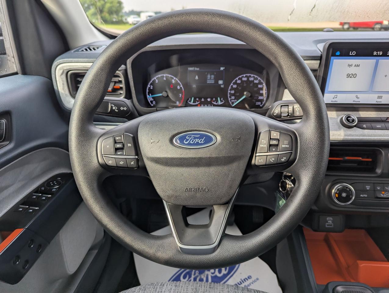 2023 Ford Maverick XLT AWD SuperCrew Photo