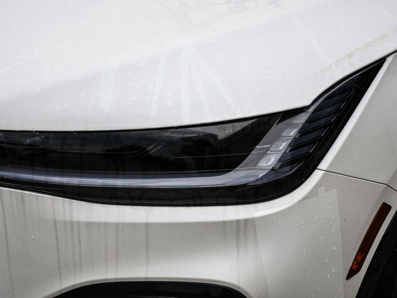 2026 Lincoln Nautilus Reserve AWD Photo3