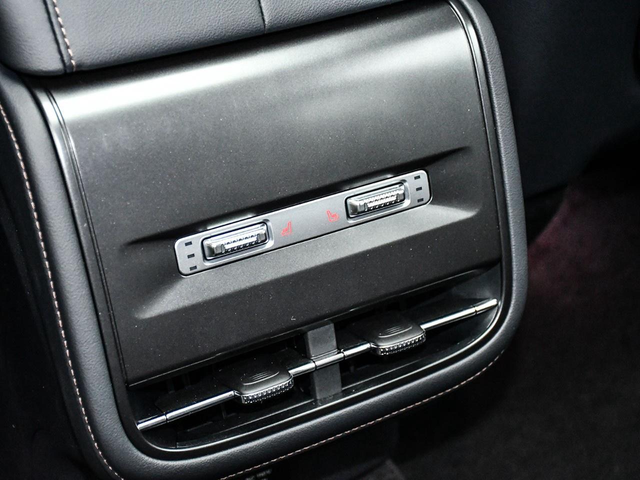 2026 Lincoln Nautilus Reserve AWD Photo