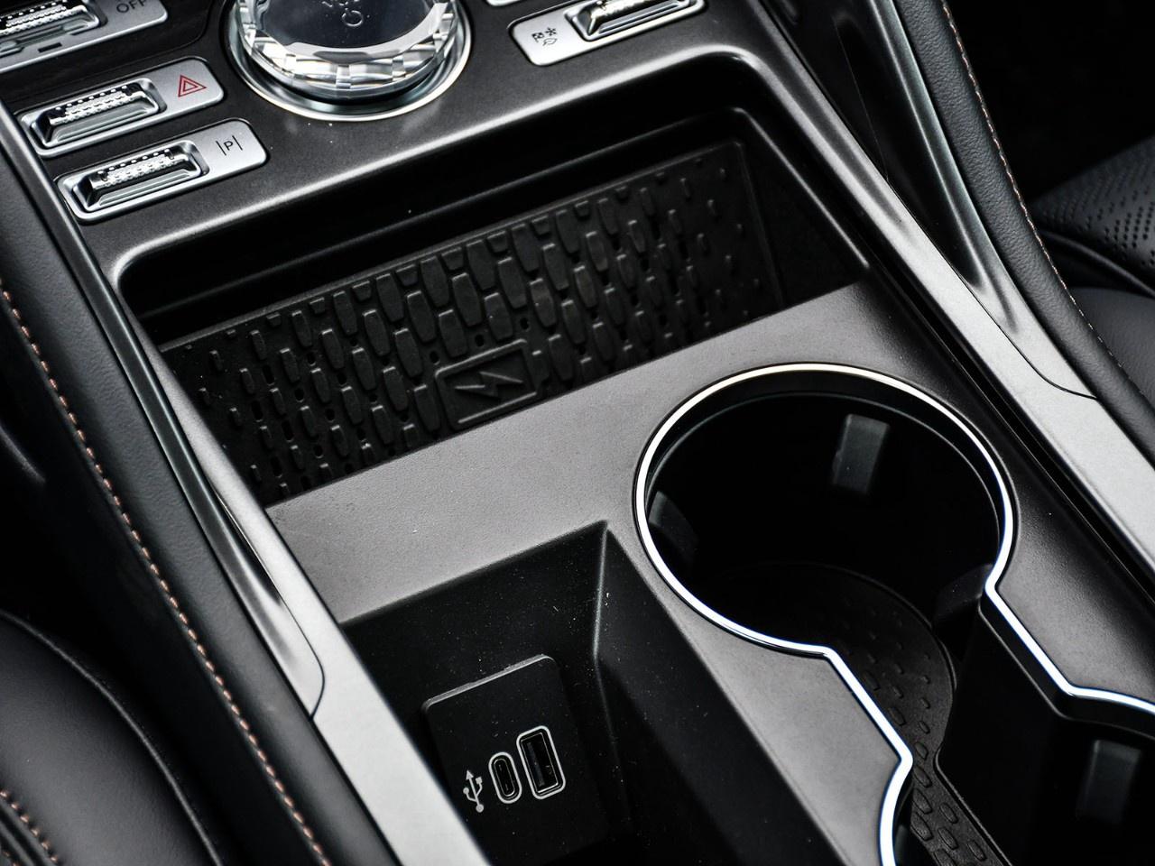 2026 Lincoln Nautilus Reserve AWD Photo