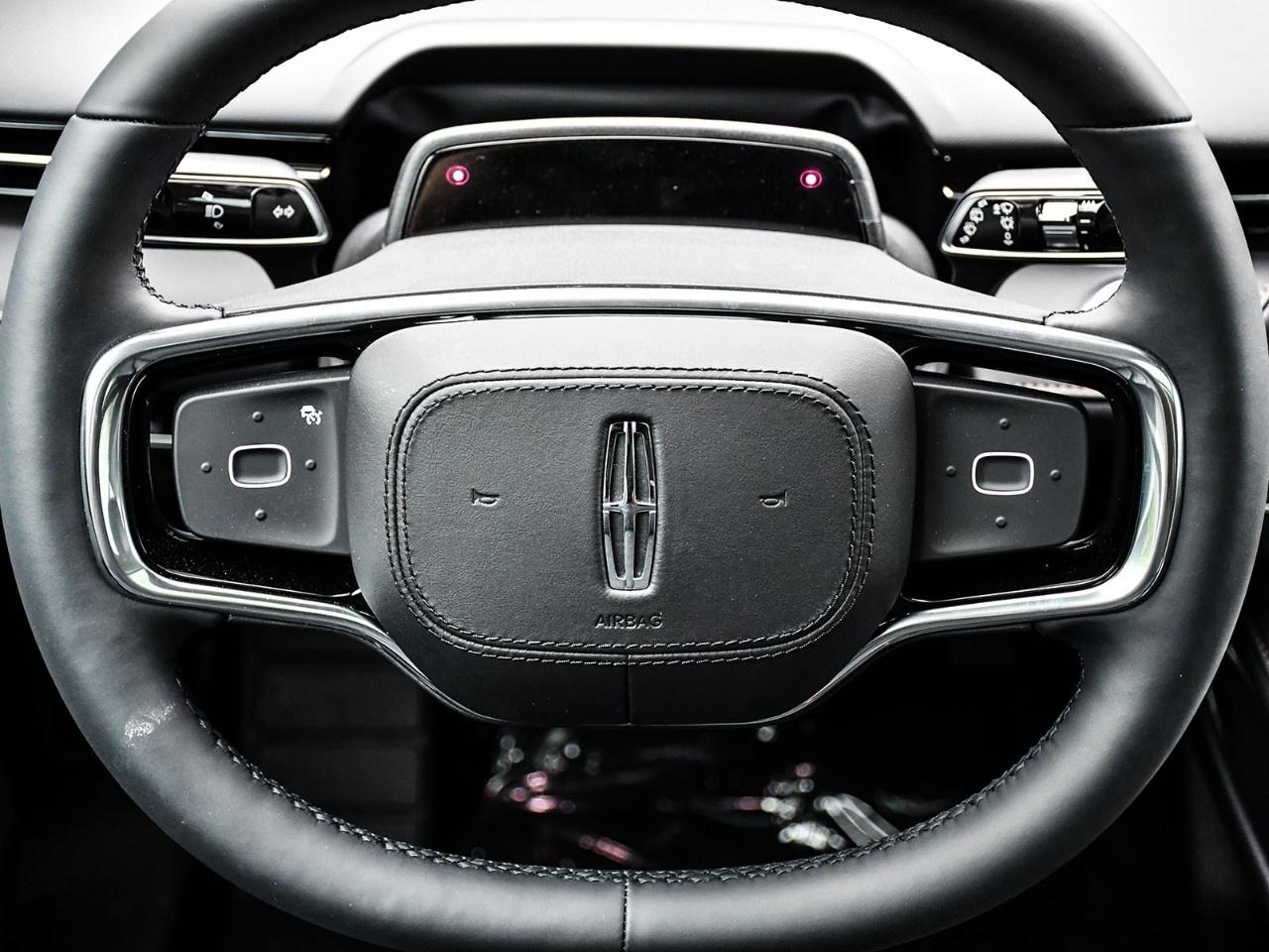 2026 Lincoln Nautilus Reserve AWD Photo