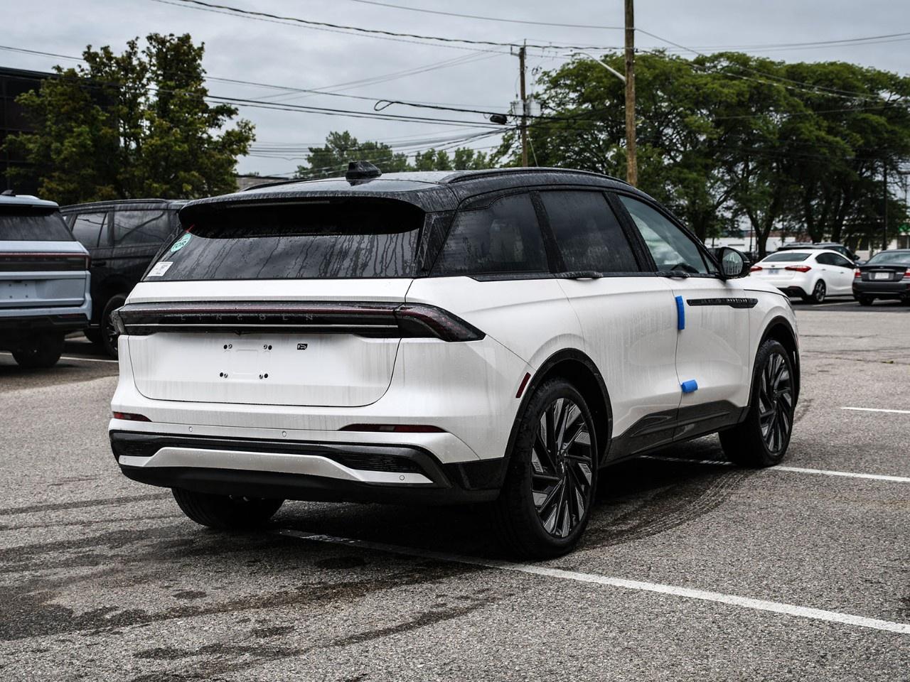 2026 Lincoln Nautilus Reserve AWD Photo