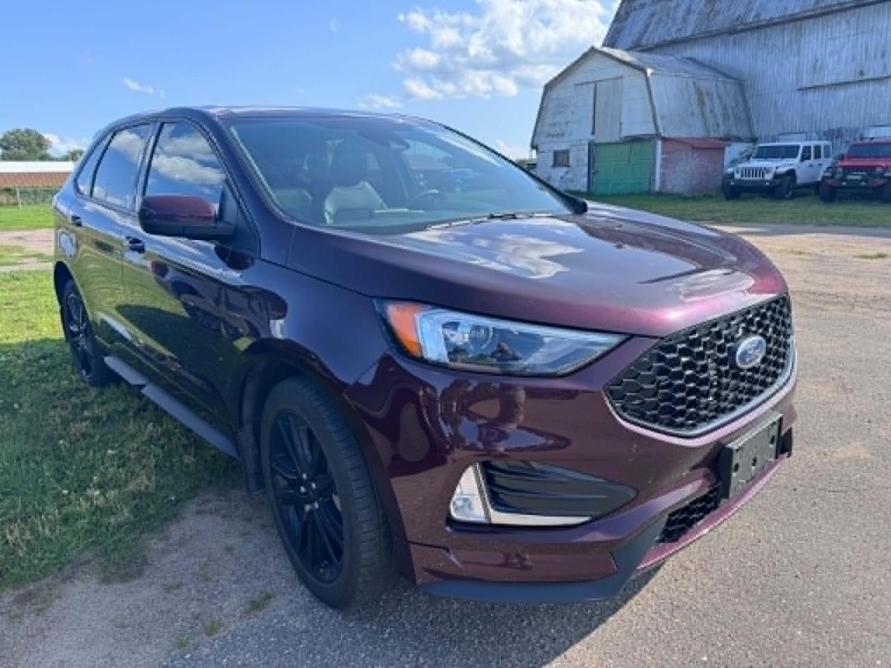 2024 Ford Edge ST Line Photo4