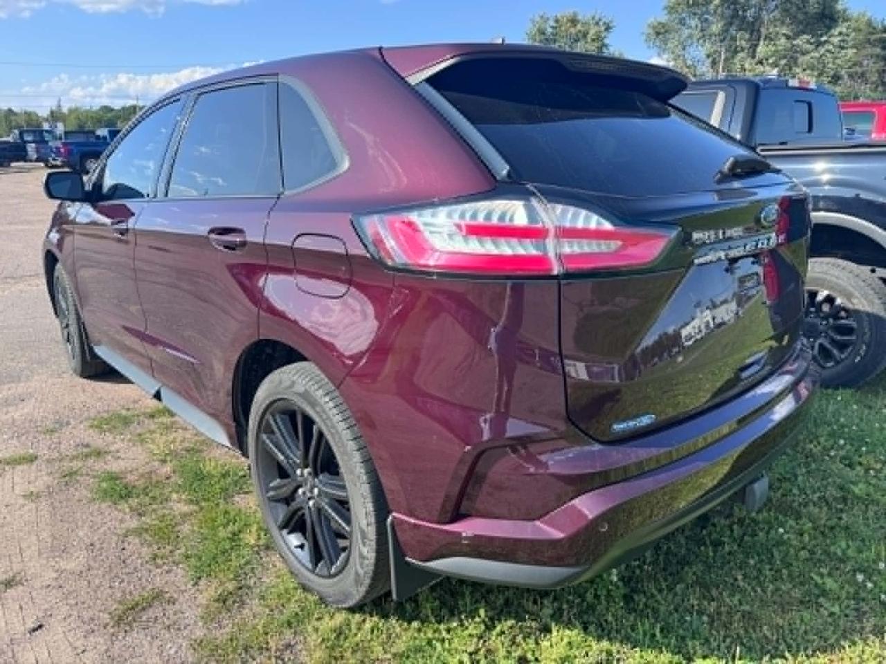 2024 Ford Edge ST Line Photo