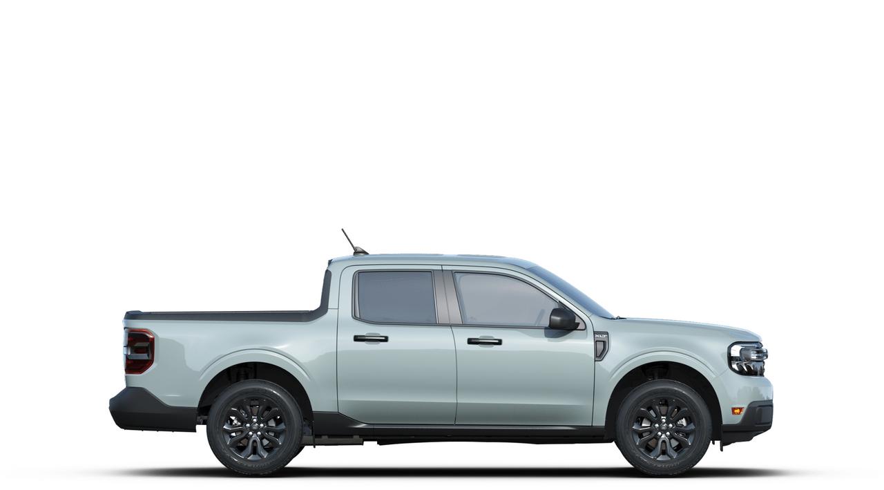 2023 Ford Maverick XLT AWD SuperCrew Photo4