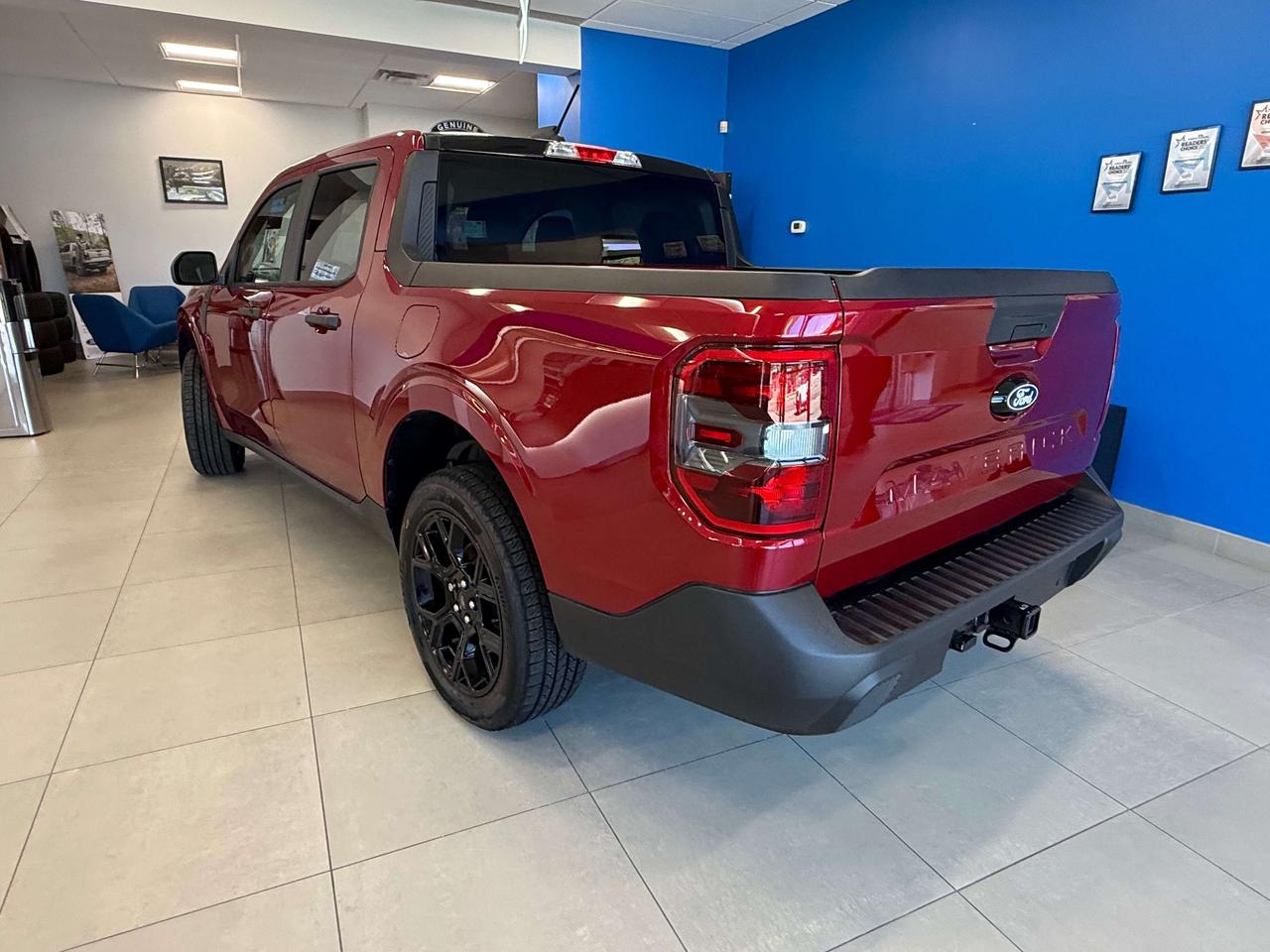 2026 Ford Maverick XLT AWD SuperCrew Photo4