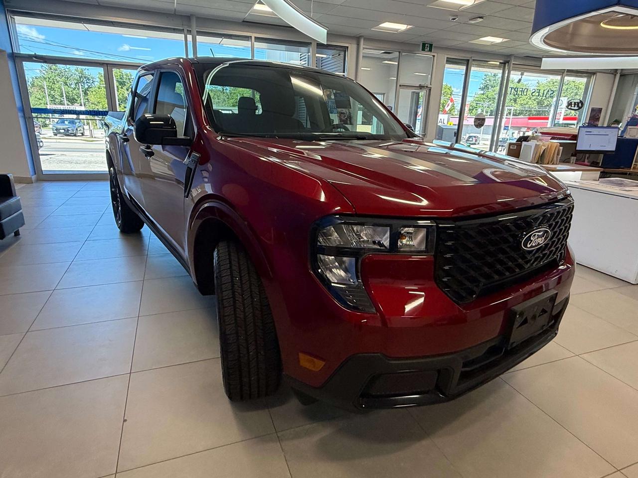 2026 Ford Maverick XLT AWD SuperCrew Photo2