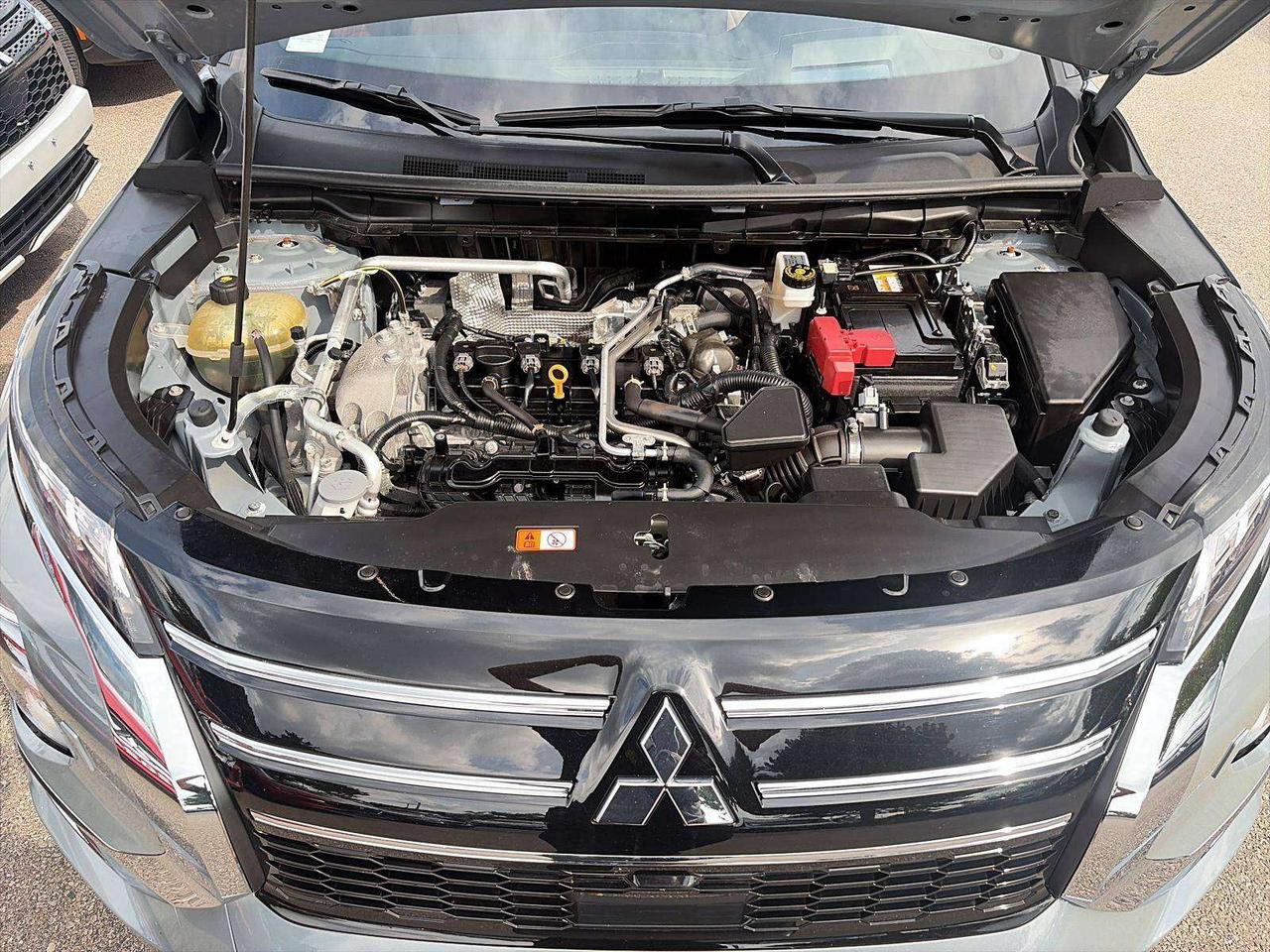 2025 Mitsubishi Outlander APPLE CRAPLAY|BROWN LEATHER Photo