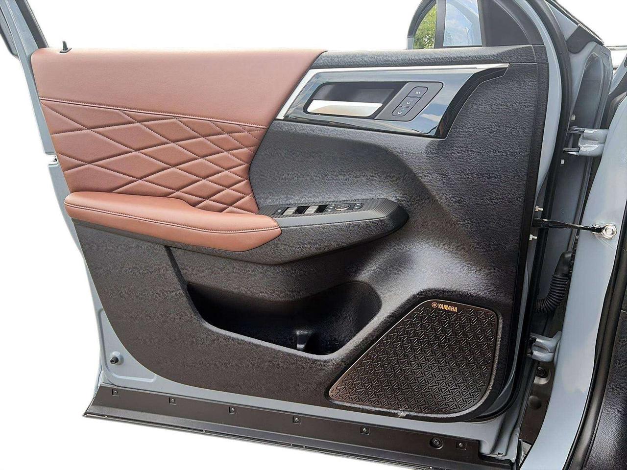 2025 Mitsubishi Outlander APPLE CRAPLAY|BROWN LEATHER Photo