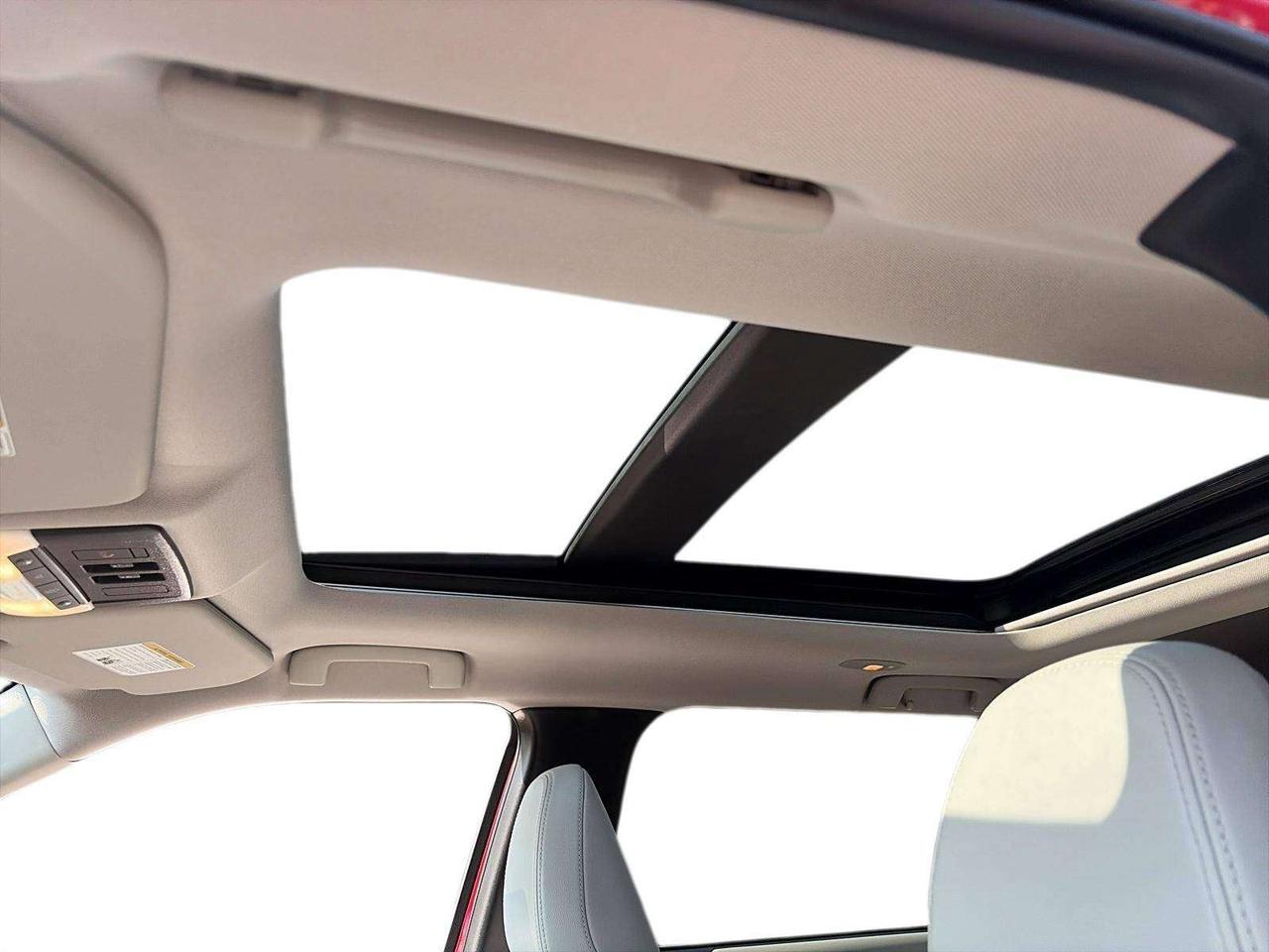 2025 Mitsubishi Outlander SUNROOF|APPLE CARPLAY|HEATED 2nd Row Photo