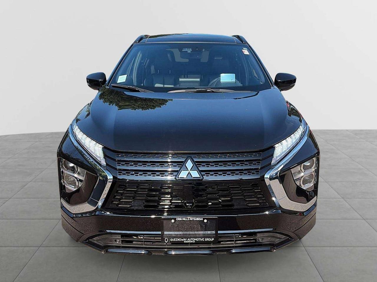 2025 Mitsubishi Eclipse Cross PANO ROFF|APPLE CARPLAY|HEATED SEATS Photo