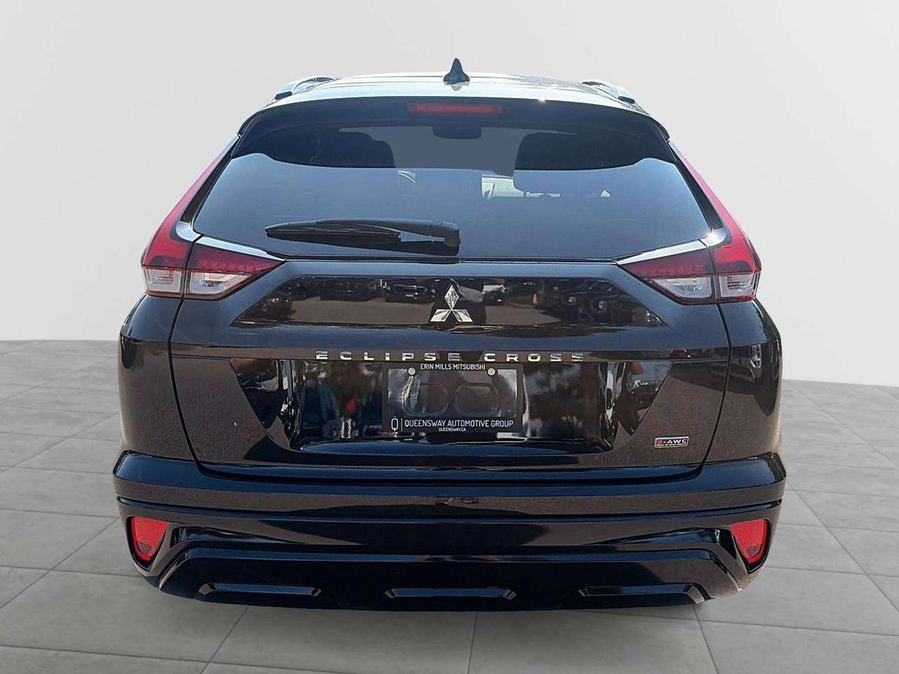 2025 Mitsubishi Eclipse Cross PANO ROFF|APPLE CARPLAY|HEATED SEATS Photo2