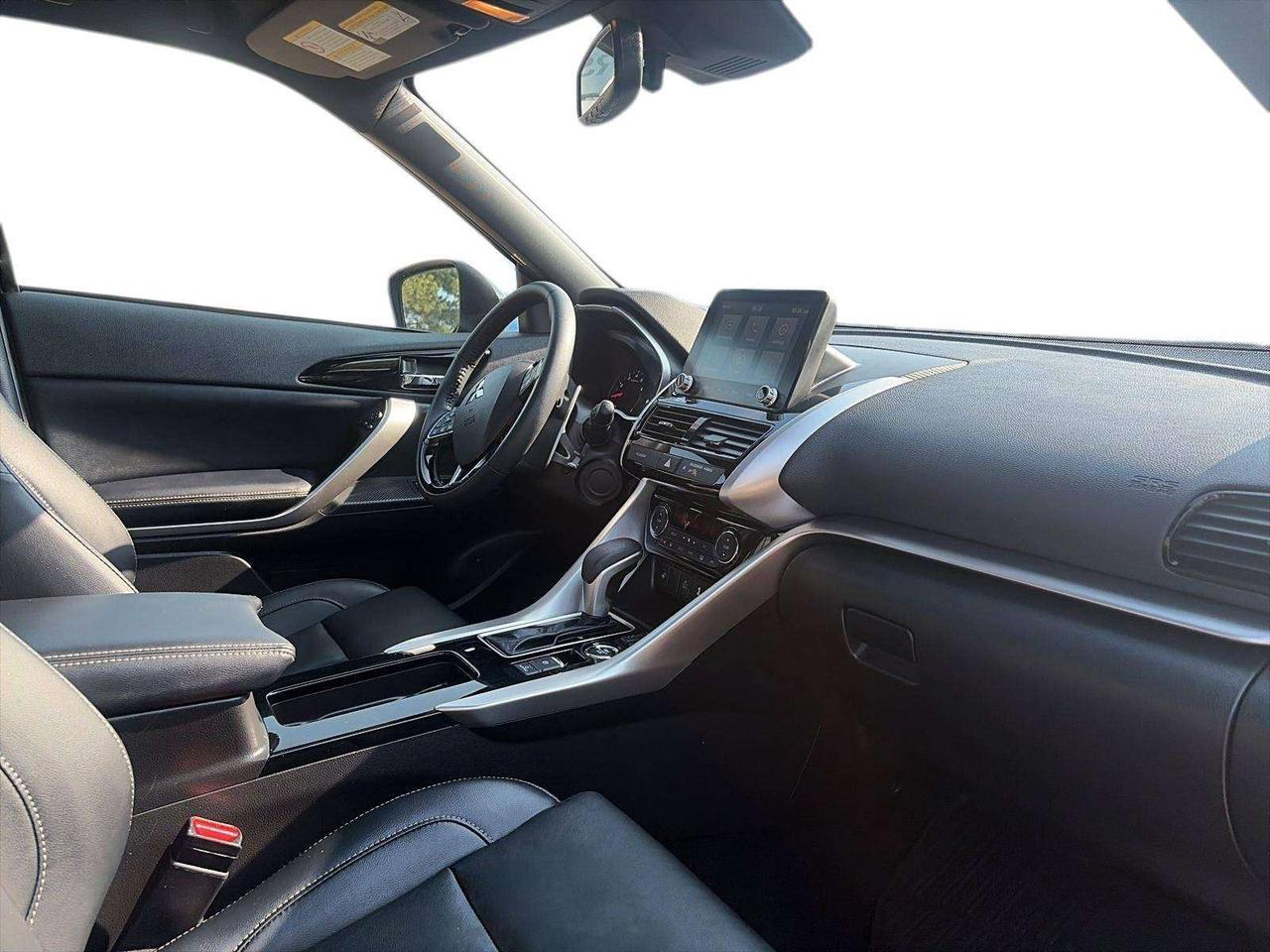 2025 Mitsubishi Eclipse Cross PANO ROFF|APPLE CARPLAY|HEATED SEATS Photo