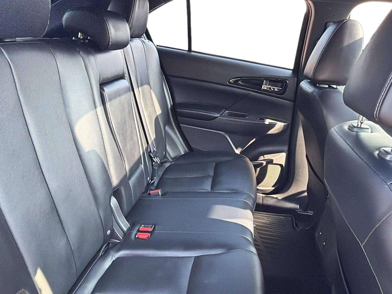 2025 Mitsubishi Eclipse Cross PANO ROFF|APPLE CARPLAY|HEATED SEATS Photo
