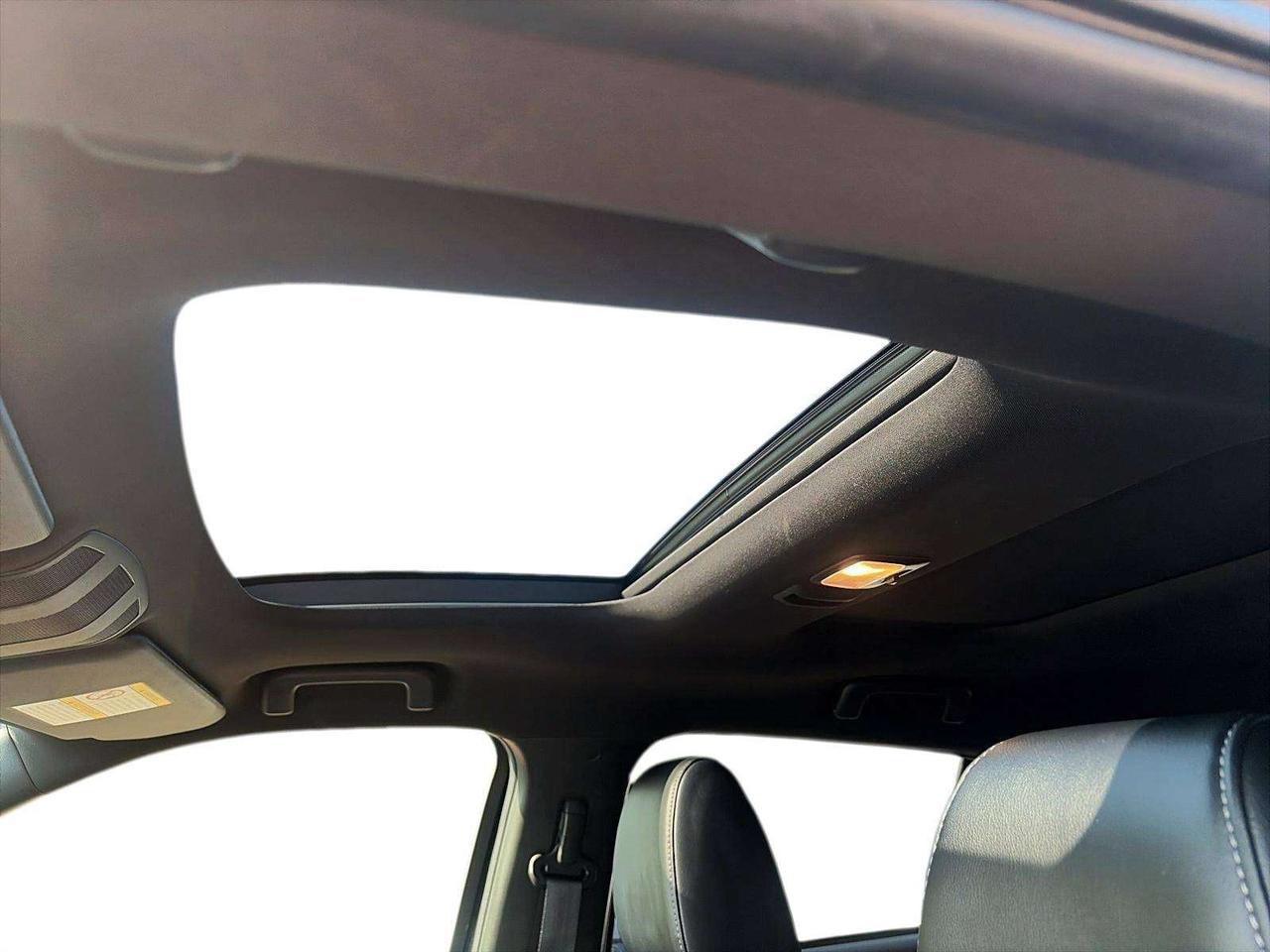 2025 Mitsubishi Eclipse Cross PANO ROFF|APPLE CARPLAY|HEATED SEATS Photo