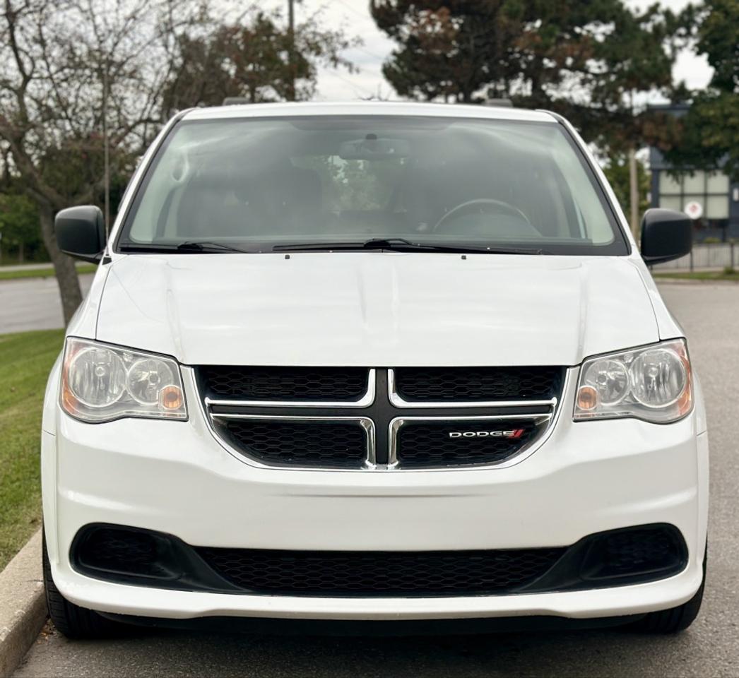 2017 Dodge Grand Caravan SXT PREMIUM PLUS FWD Photo