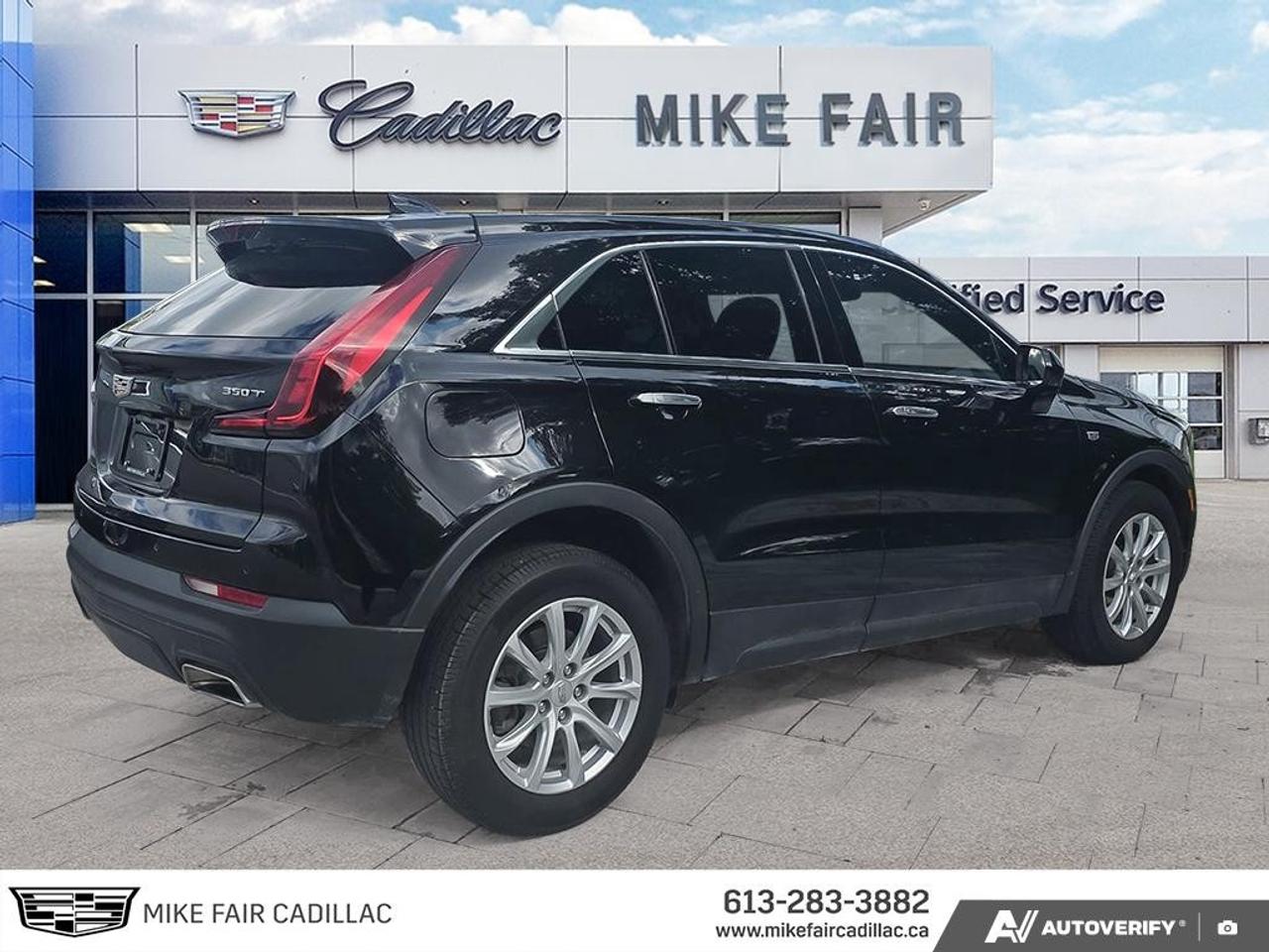 2023 Cadillac XT4 AWD 4dr Luxury Photo