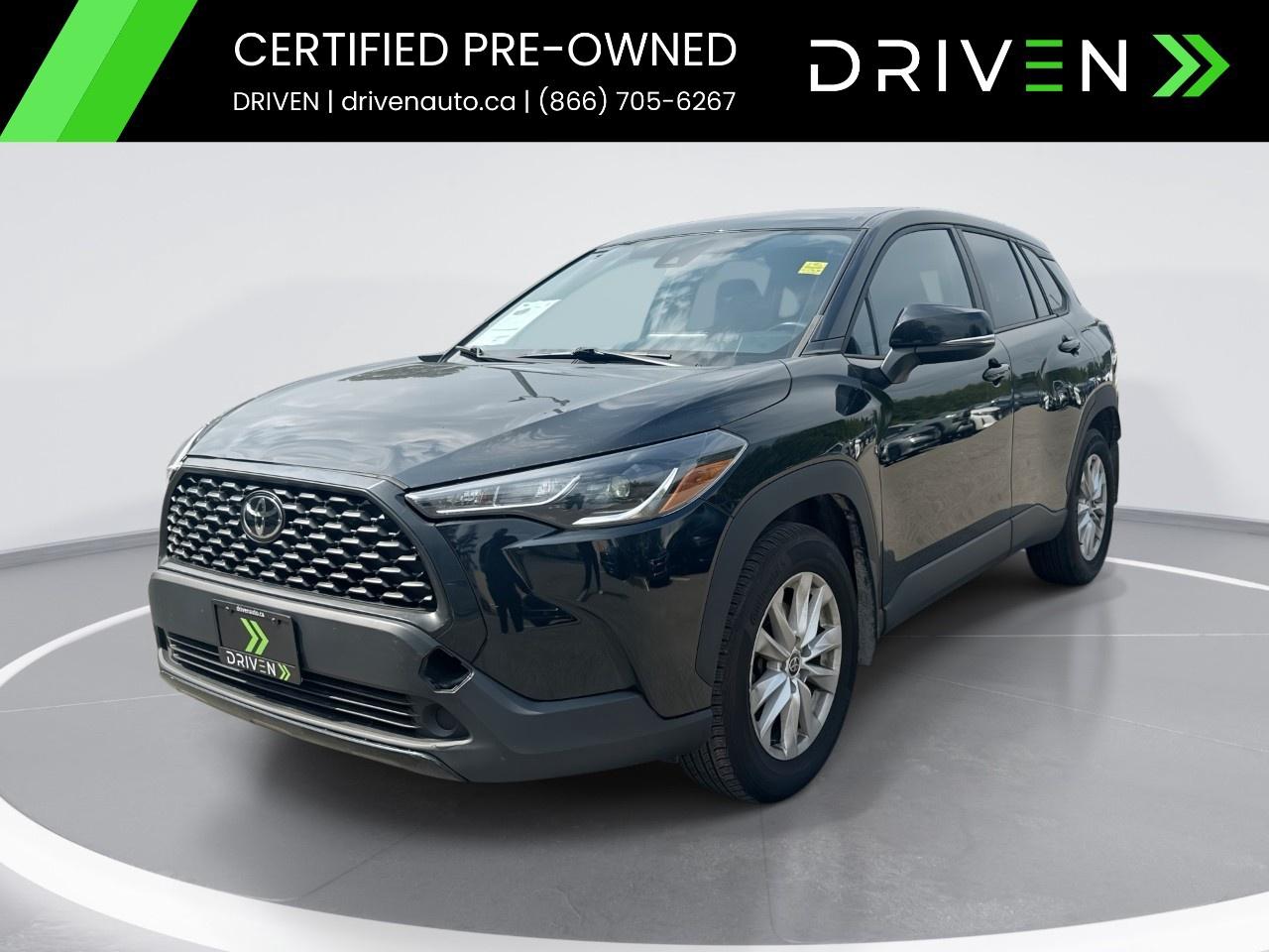 2022 Toyota Corolla Cross LE AWD Photo0