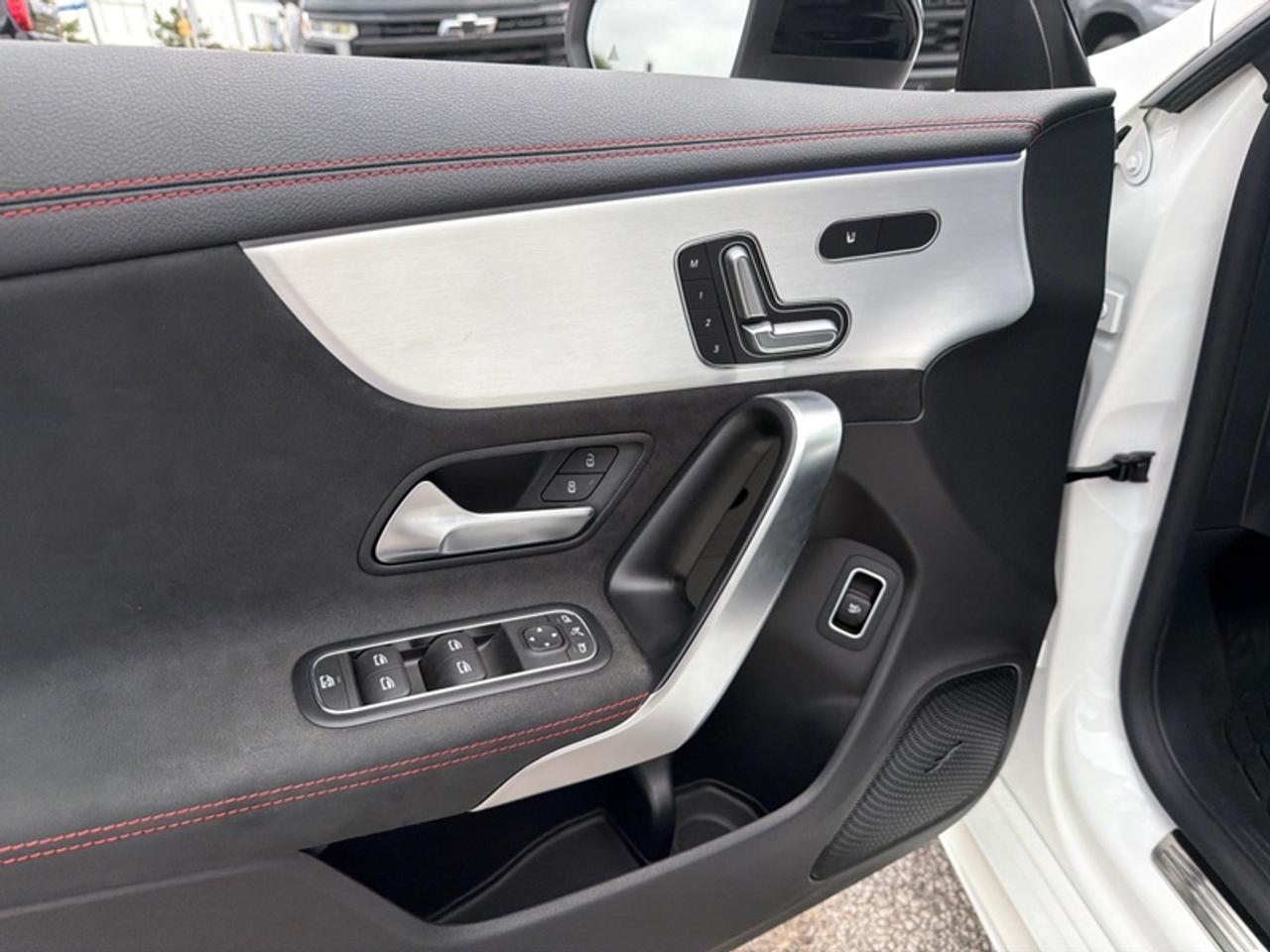 2025 Mercedes-Benz CLA-Class 250 4MATIC Coupe  PANO ROOF|AMG SPORT PKG| Photo