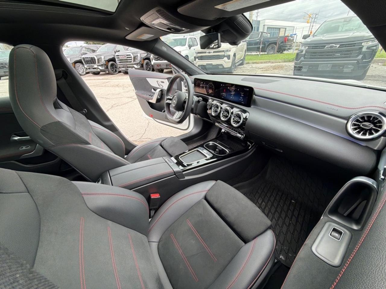 2025 Mercedes-Benz CLA-Class 250 4MATIC Coupe  PANO ROOF|AMG SPORT PKG| Photo