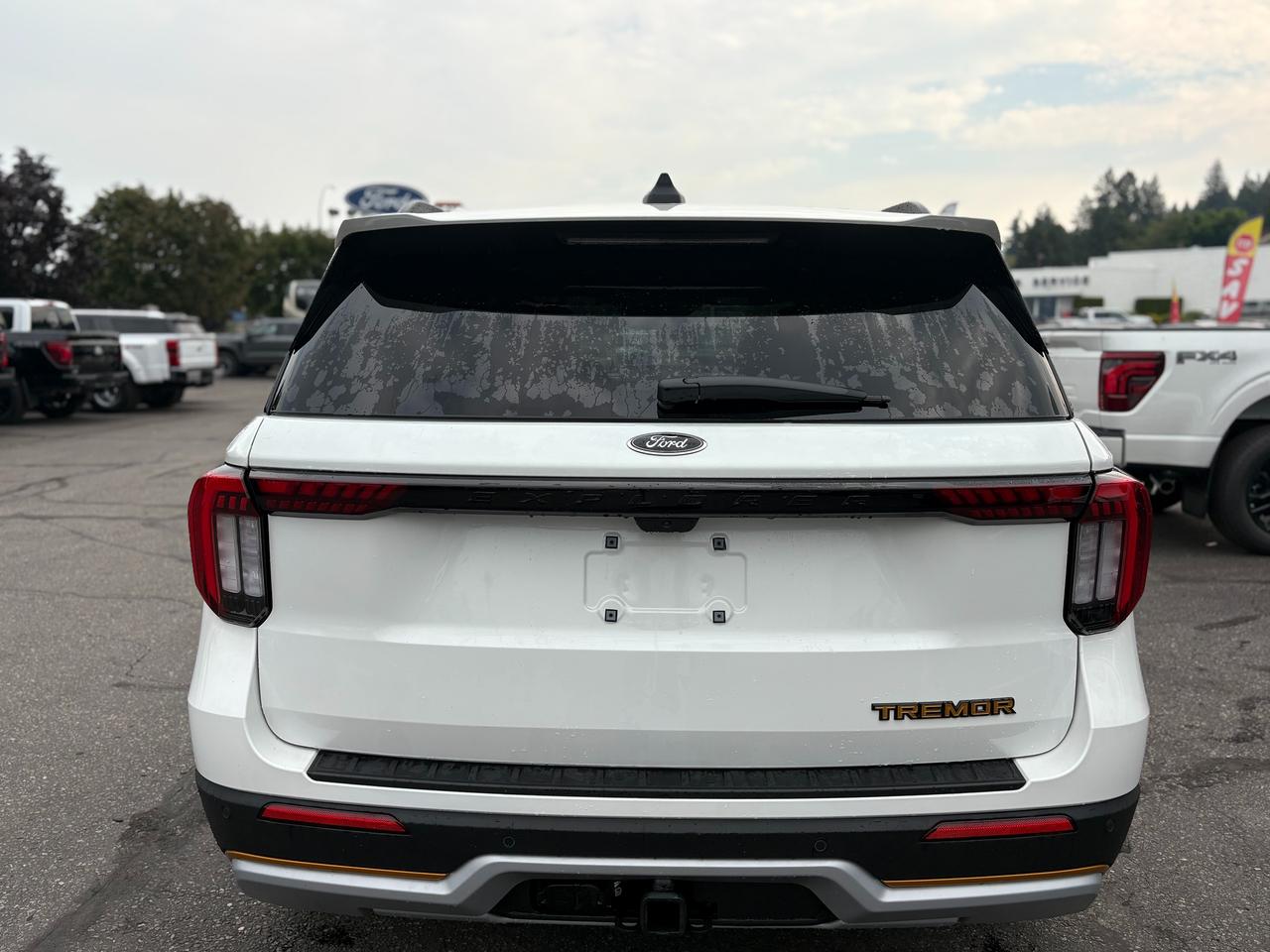 2026 Ford Explorer TREMOR Photo3