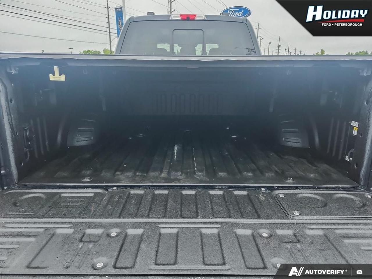 2023 Ford F-250 Super Duty SRW Platinum Photo