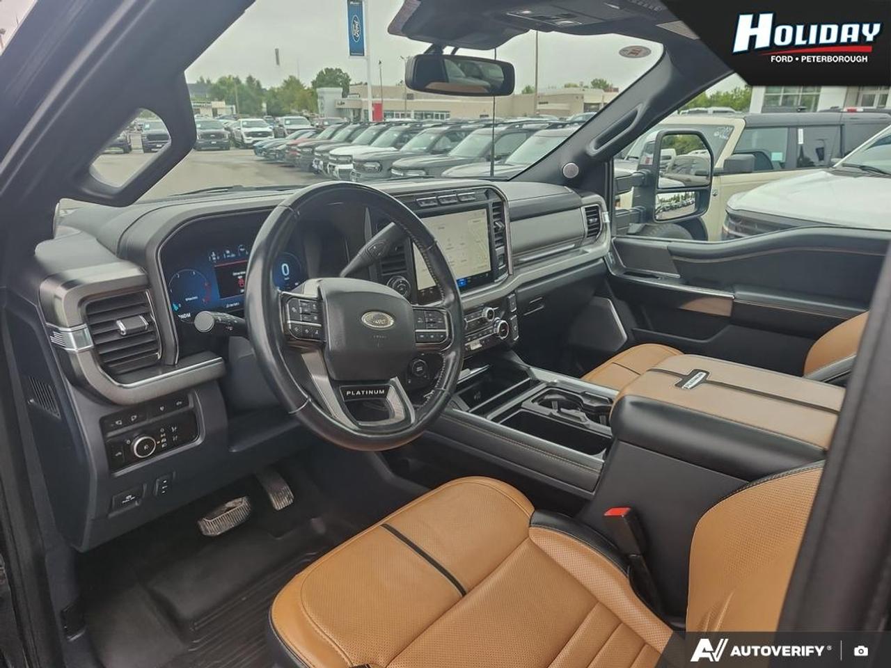 2023 Ford F-250 Super Duty SRW Platinum Photo