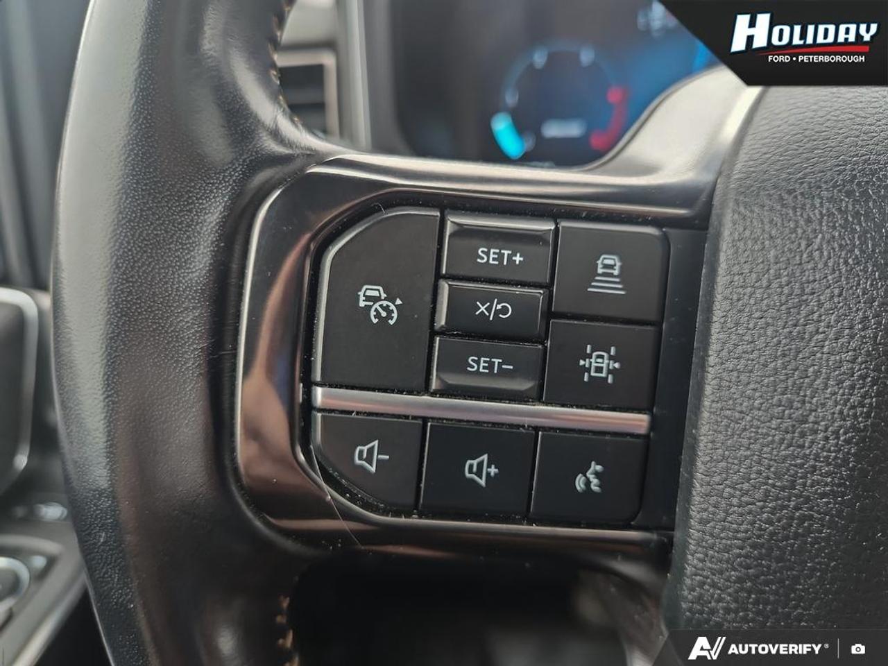2023 Ford F-250 Super Duty SRW Platinum Photo