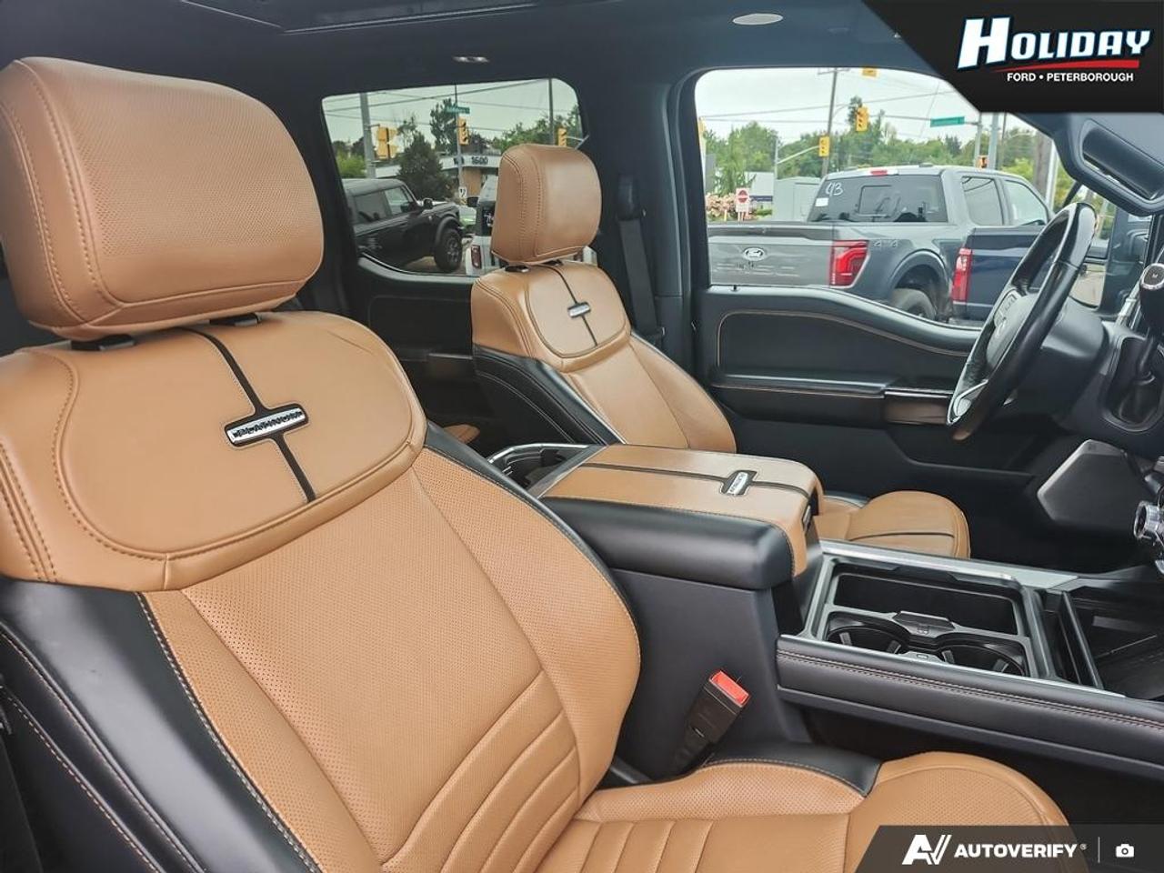 2023 Ford F-250 Super Duty SRW Platinum Photo