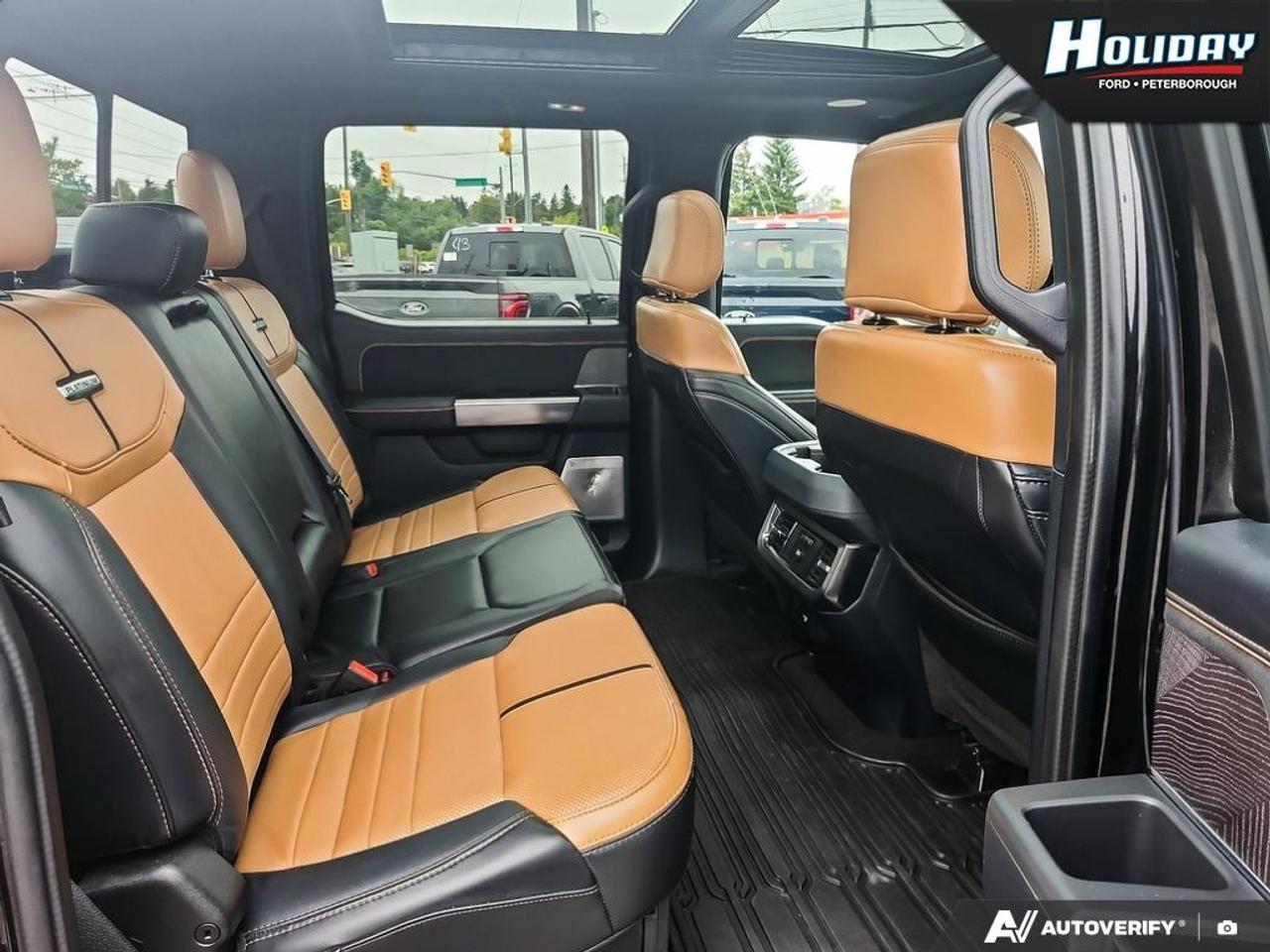 2023 Ford F-250 Super Duty SRW Platinum Photo
