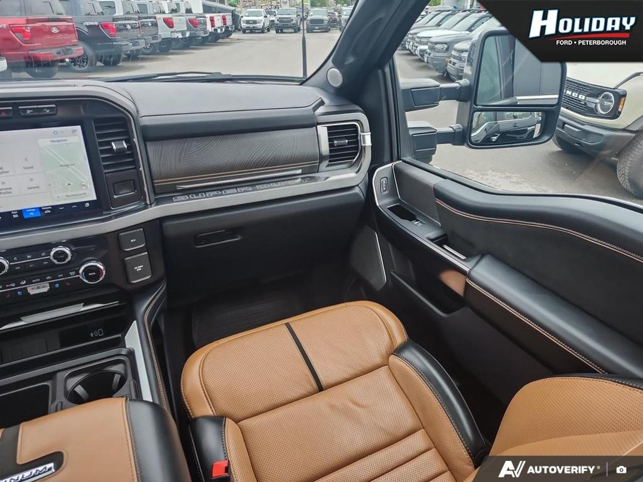 2023 Ford F-250 Super Duty SRW Platinum Photo